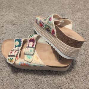 Colorful Embroidered Women's Sandals